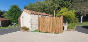 Appartements Maison 2/4 pers Les Herbiers proche Puy du Fou : photos des chambres