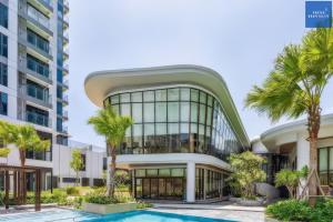 Cardinal Court SECC Apartments