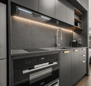 Braddon Studio with Parking & BBQ