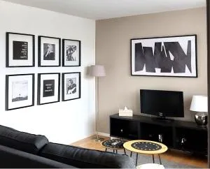 Apartment near Metro Station and Park - Warsaw