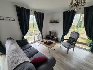 Appartements La Terrasse de Rochard Maison 6p proche Puy du Fou : photos des chambres