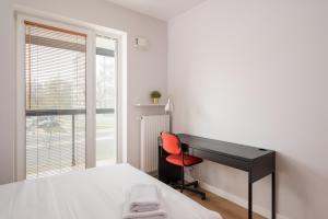 Sady Żoliborskie Generous Apartment by BookingHost