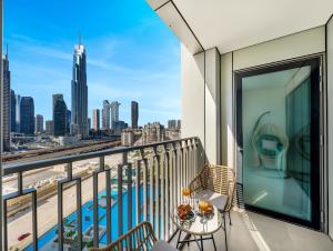 Royal Vista - Luxury 2BR Apartment at Downtown Views II - Downtown