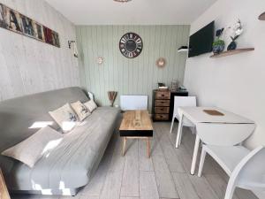Appartements Cabane au Bord du Lac - Les Jardins de Vandre - Parc Jeux Tennis Spa Nature - IDEAL FAMILLE : photos des chambres
