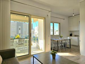 Sunny Beach Apartments - 253