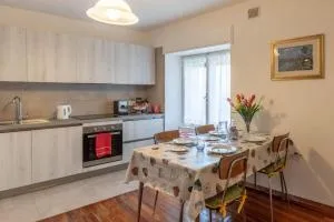 Ca' Balanza, Terragnolo Ospitar - Piazza