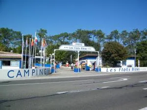 Camping de la Dune "Les Flots Bleus" - Cazaux