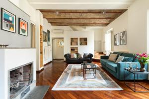 Trevi Charming Penthouse