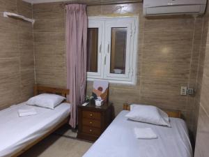 Mu House, Airport Oasis