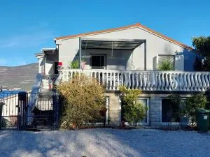 Apartment Monika - 格基卡琳