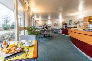 Hotels Brit Hotel Le Parc Vichy : photos des chambres