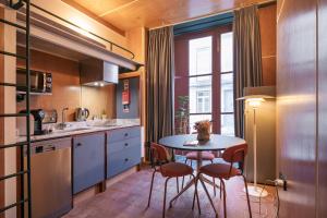 UMA Foyer 25 Apartments