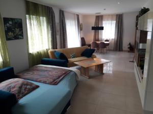 APARTMENT Top1, 2 Schlafzimmer 3 Betten BESTROOMS eU