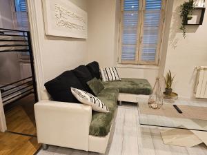 Appartements Coeur Historique - CosyHome 18 - Parking a proximite : photos des chambres