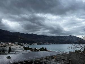 Sea View Apartments MonteBook