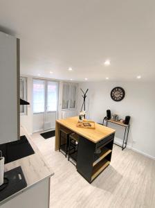 "Modern Cosy" Hyper centre