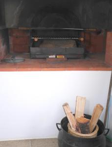 Green Valley Cruzinhas House with Fireplace & BBQ