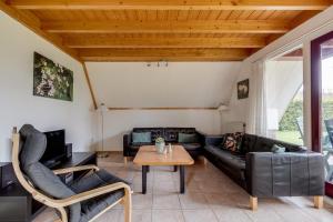 Roerdomp I Vrijstaande Bungalow met Buiten Zitjes