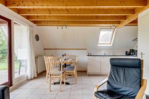 Roerdomp I Vrijstaande Bungalow met Buiten Zitjes