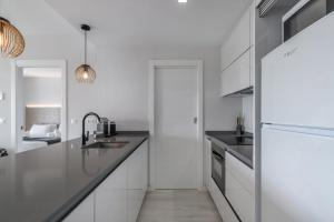 Los Camaleones by Ĥ - Playa de los Haraganes HLHC4002P61