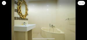 Huge Two Storey 4 Bed 4 Bath Villa with pool right in the heart of Seminyak