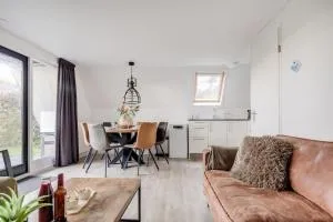 Rietzanger I Cottage met Mooie Inrichting - Zwiggelte