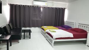 ห้องใหญ่-ห้องพักรายวัน เมืองทองธานี เรือนศรีตรัง