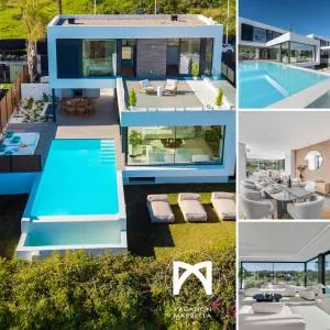 VACATION MARBELLA I Villa Chic, Cutting-Edge Amenities, Private Heated Infinity Pool, Golf Front Location, Cinema Room - Estepona