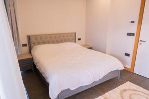 Süper villa havuzlu