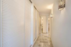 Sea View Puerto Banus Apt SAUNA and PARKING RDR165