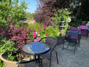 Hotels Tourhotel Blois : photos des chambres