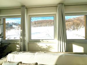 Slnečná vila pod lesom