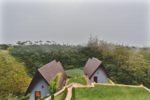 Bellevue Chalets by Pushella