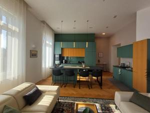 Danube Luxory Apartment