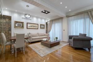 Zeus - Luxenia Suites