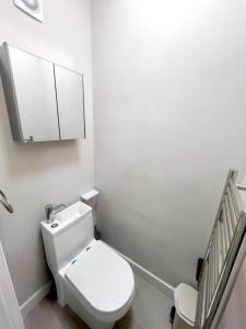 NEW 5-bedroom house in Croydon South London