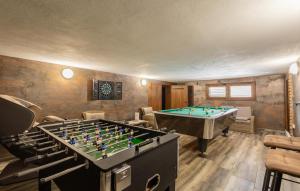 Amazing Home In Novo Zvecevo With Sauna