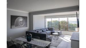 Ocean view Luxury 2 Bedroom Apartment