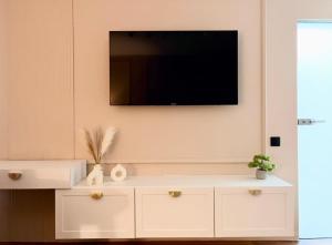 Central Dorobanti Unique Designed Apartment