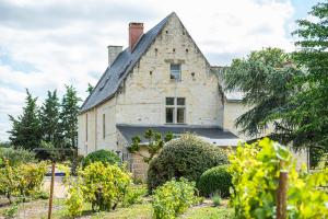 Villas Manoir de Rousse 320 m2 en campagne Piscine Wifi Jardins : photos des chambres