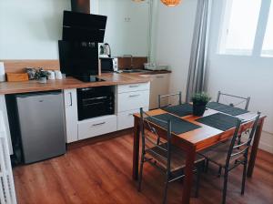 Appartements Bel appartement tout equipe : Appartement 2 Chambres