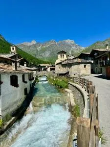 La Cianal - تشياناليه