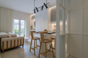 Apollo - Luxenia Suites