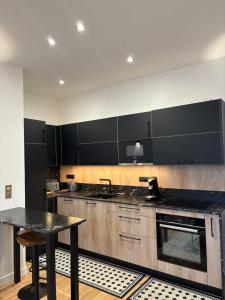 Appartements Le Royal XIX Dinard vue mer luxe : photos des chambres