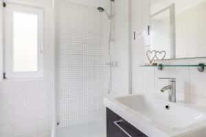 Winterkoning I Rustig Huisje met Tuin