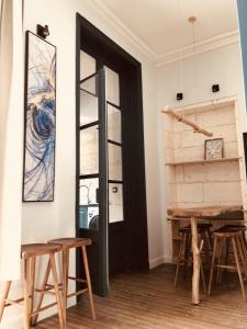 Appartements Meubles de l'Arsenal coeur de ville ! : photos des chambres