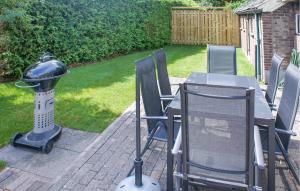 Gorgeous Home In Diever With Wifi