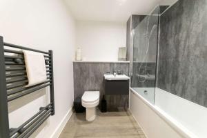 Spacious 1 Bed Apartment in Liverpool w Views