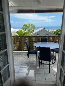 Au paradis de Mina - 圣皮埃尔