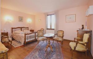 3 Bedroom Gorgeous Home In Venasque